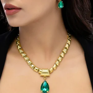 PRAO Anti-Tarnish Emerald Crystal Necklace Set With Earrings